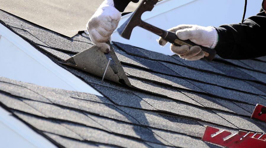 Professional gutter cleaning in Greenville, RI